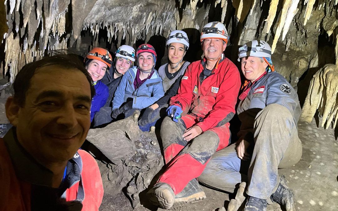 Visita a la cueva de La Fájara
